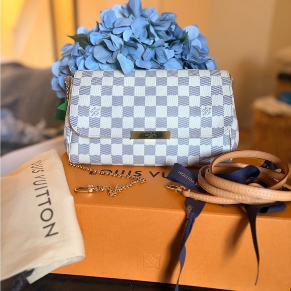 Louis Vuitton Damier Azur Favorite MM - Picture 15 of 16